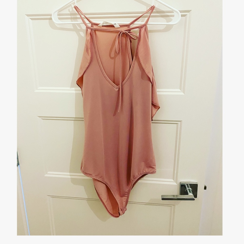 Super cute bodysuit